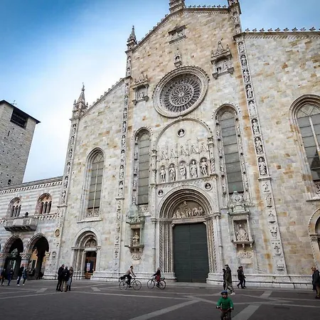 Joivy Vibrant 8 * Como